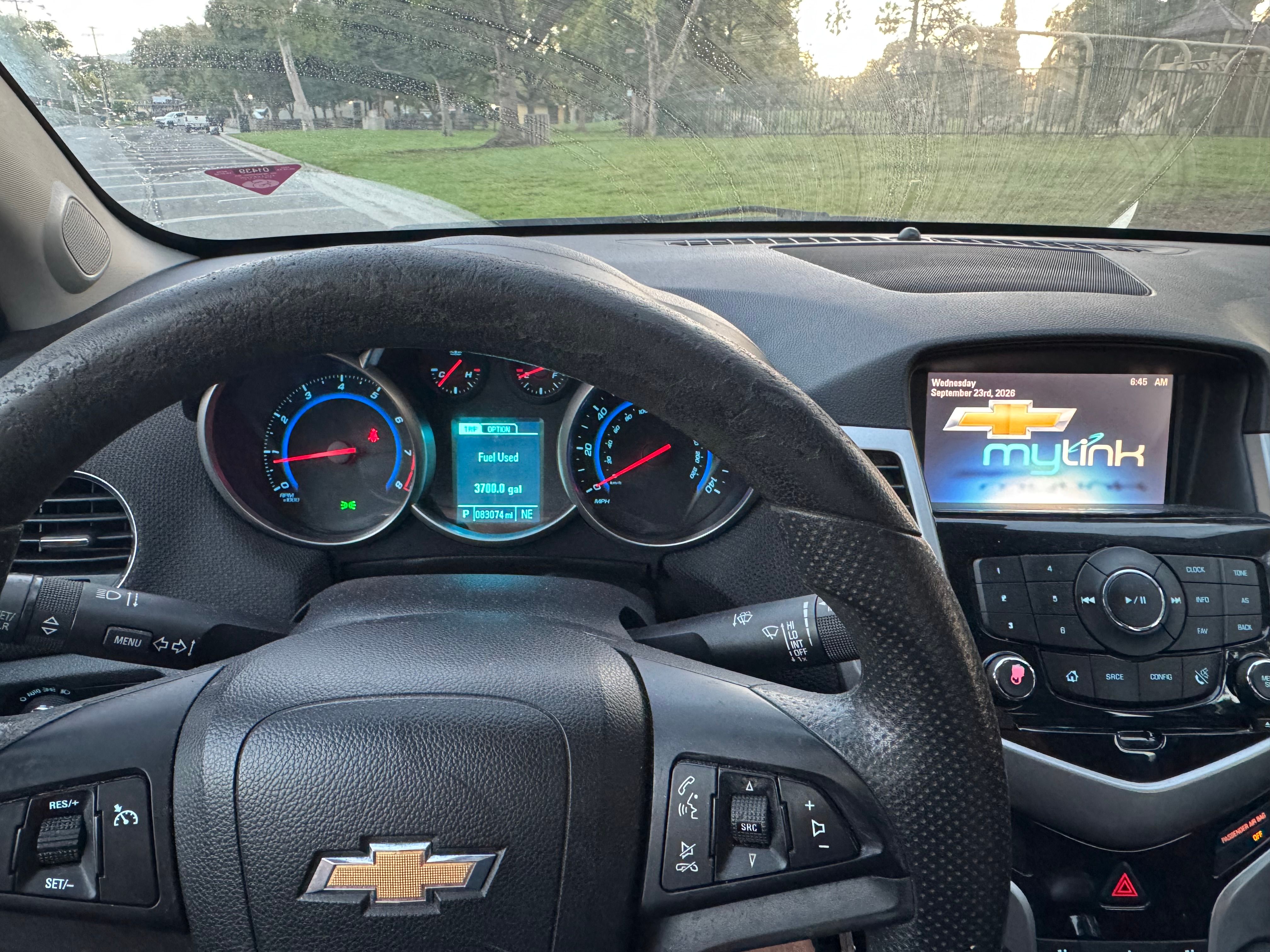 Used 2016 Chevrolet Cruze LT FWD image 14