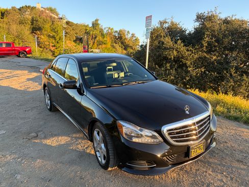 Used 2014 Mercedes-Benz E 350 E 350 4MATIC Sedan 4D image 1