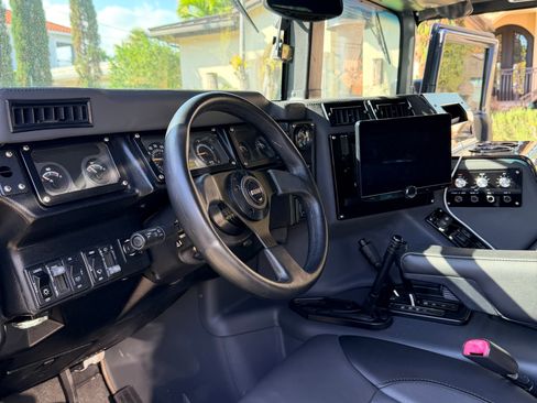 Used 2003 HUMMER H1 4-Door Open Top image 5