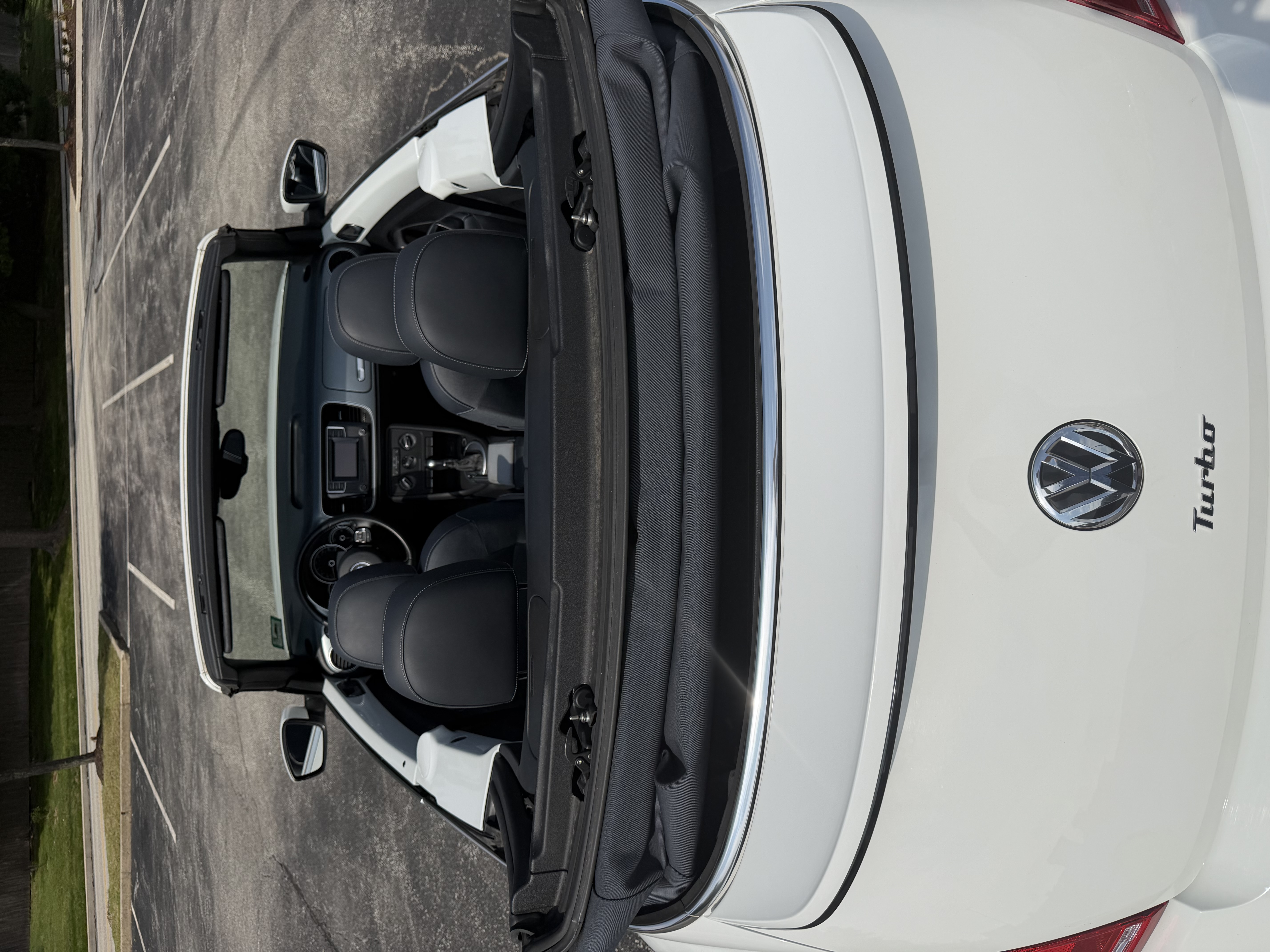 Used 2016 Volkswagen Beetle 1.8T Denim FWD image 17