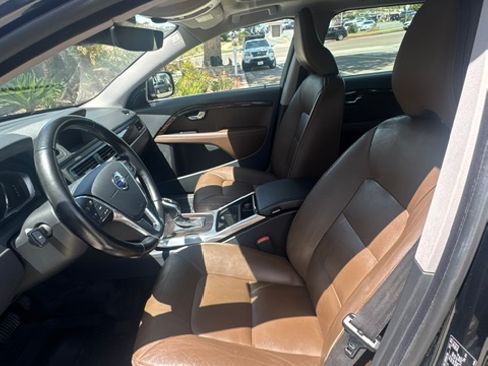 Used 2016 Volvo XC70 T5 Platinum AWD/4WD image 13