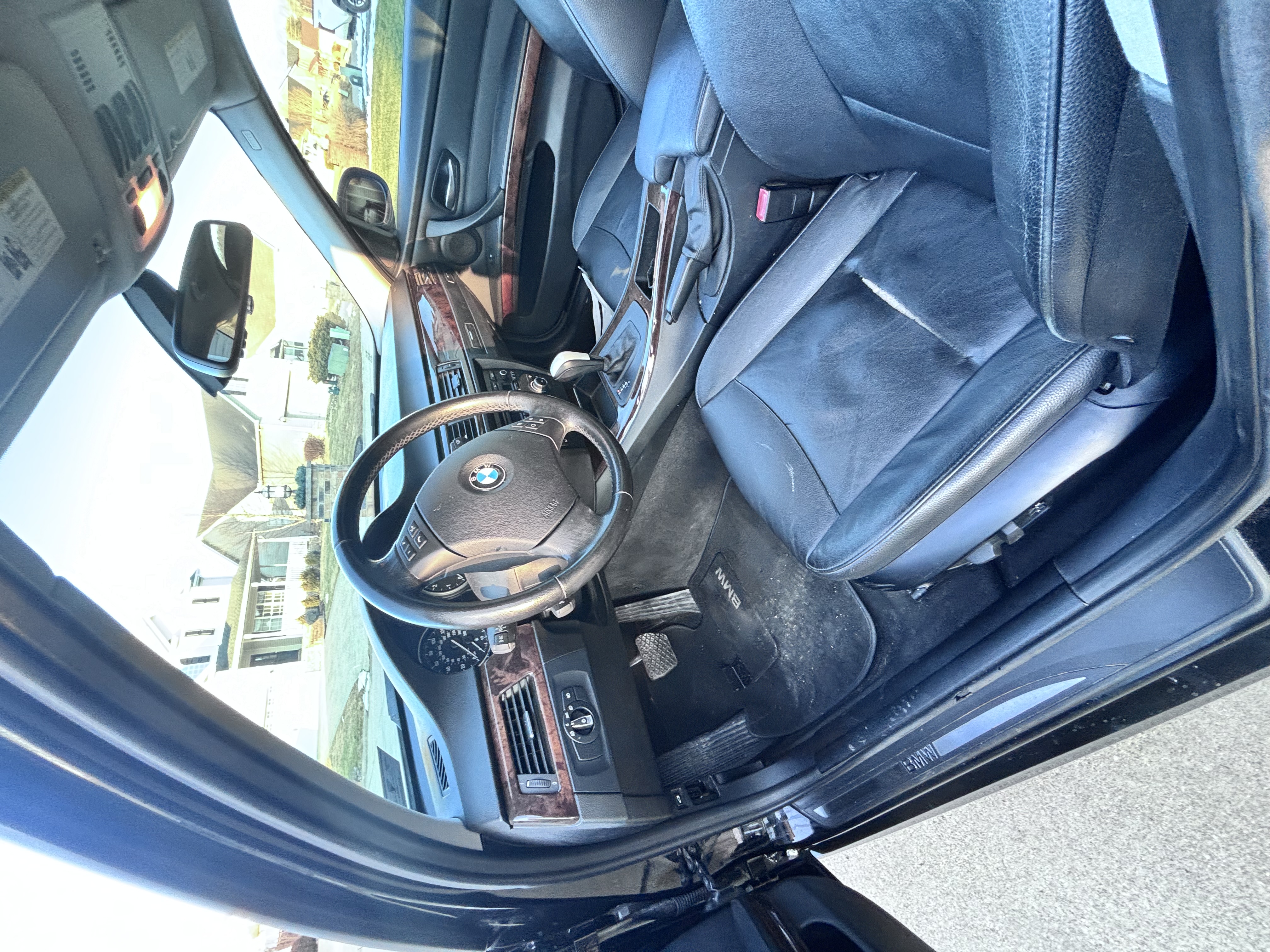 Used 2011 BMW 328i Sedan w/ Premium Pkg RWD image 5