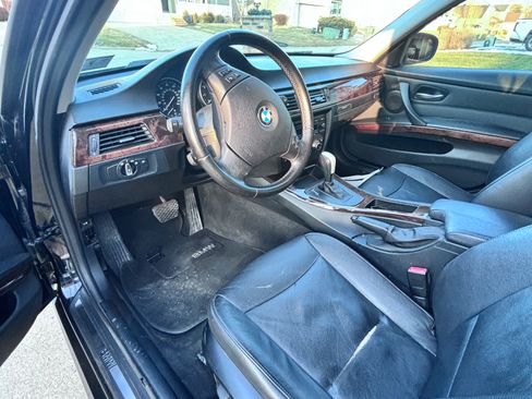 Used 2011 BMW 328i Sedan w/ Premium Pkg RWD image 5