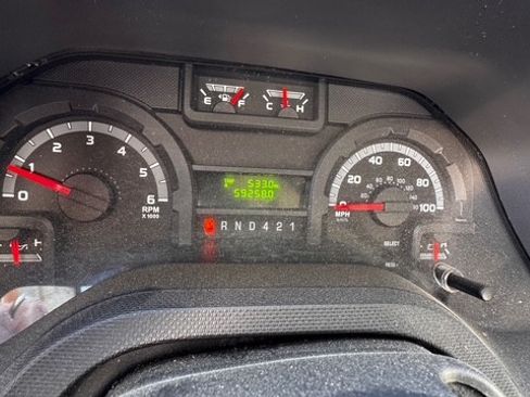 Used 2019 Ford E-450 and Econoline 450 Super Duty w/ Power Windows & Locks Group image 1