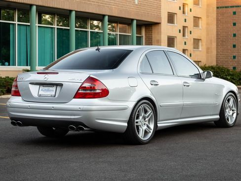 Used 2004 Mercedes-Benz E 55 AMG Sedan image 5