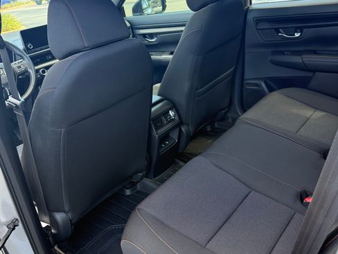 Used 2024 Honda CR-V Sport image 10