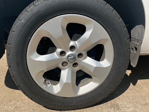 Used 2018 RAM ProMaster City SLT FWD image 11