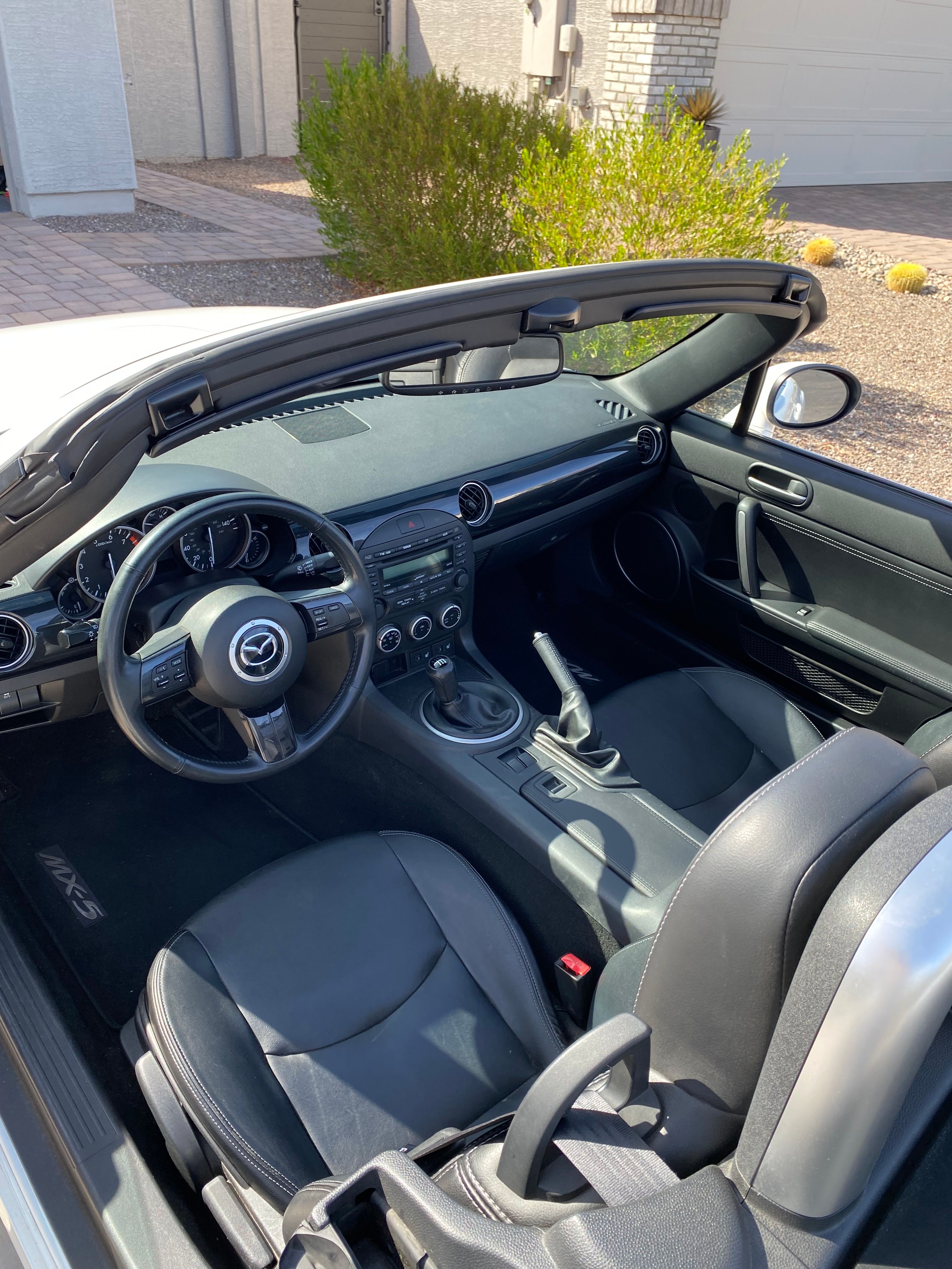 Used 2014 MAZDA MX-5 Miata Grand Touring w/ Premium Package RWD image 20