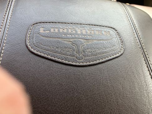 Used 2016 RAM 3500 Laramie Longhorn image 10