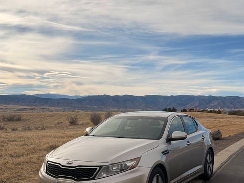 Used 2013 Kia Optima LX w/ Hybrid Convenience Pkg FWD image 1