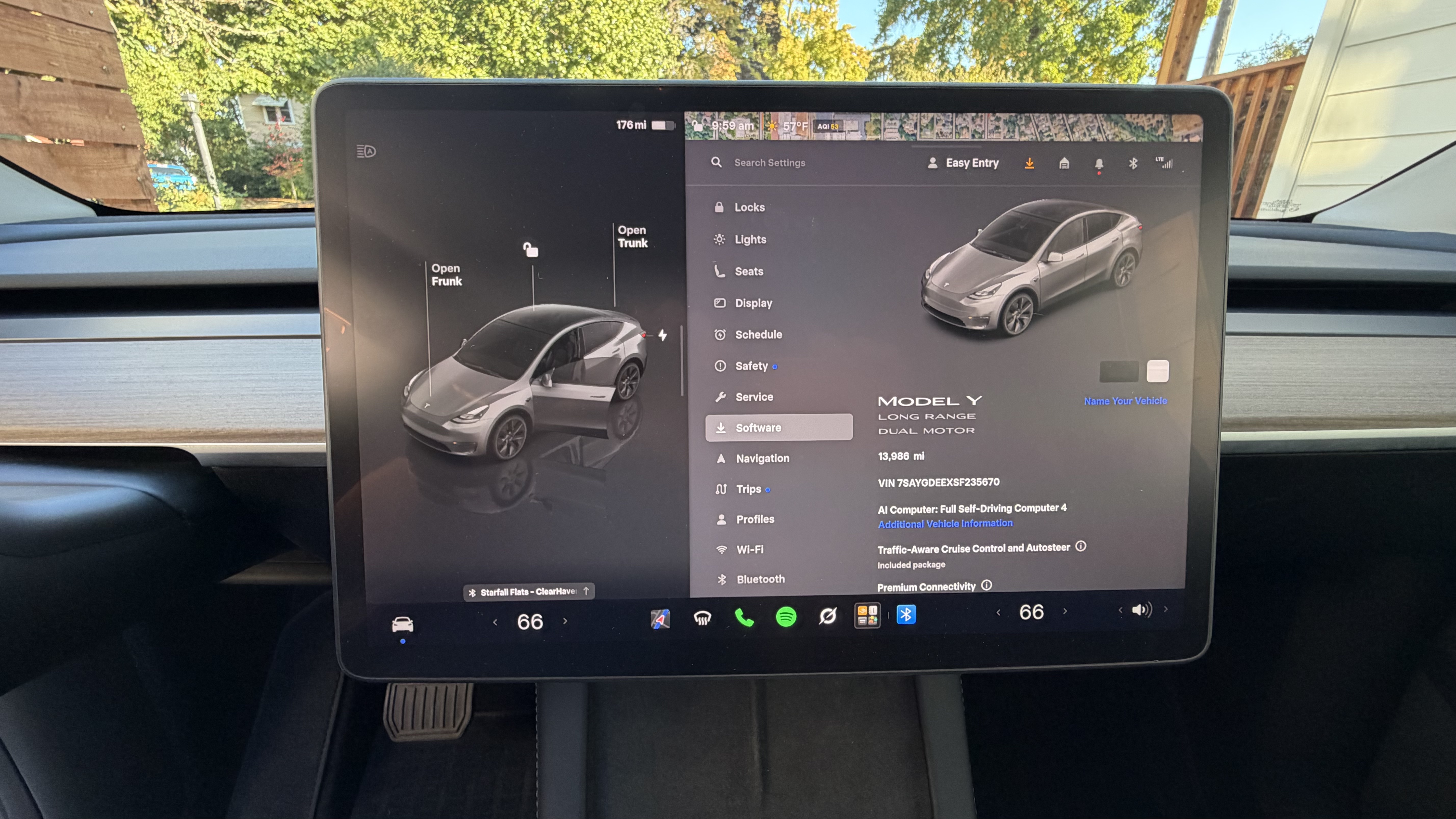Used 2025 Tesla Model Y Long Range AWD/4WD image 24