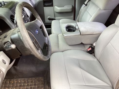 Used 2005 Ford F150 STX image 8