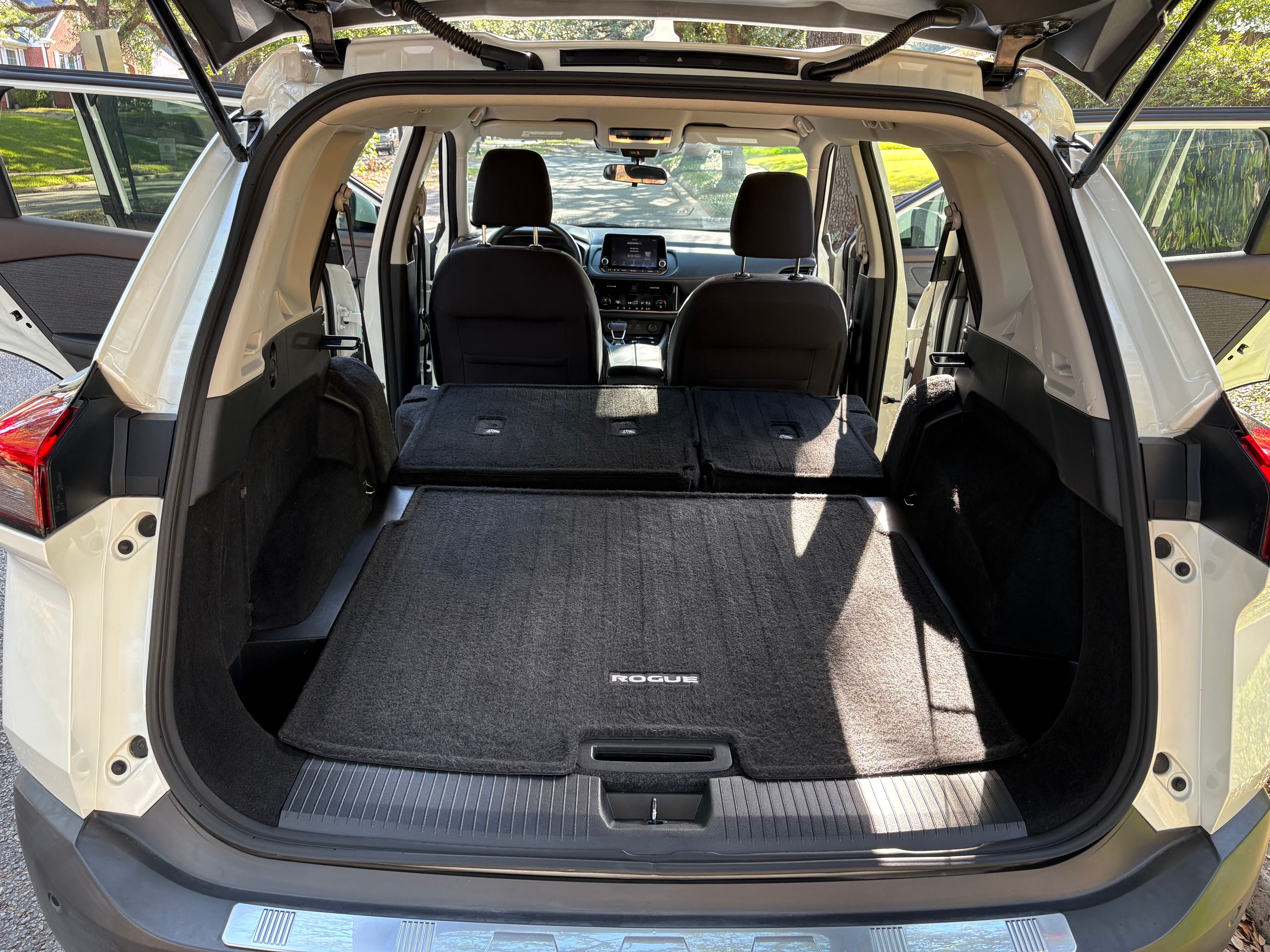 Used 2022 Nissan Rogue SV FWD image 20