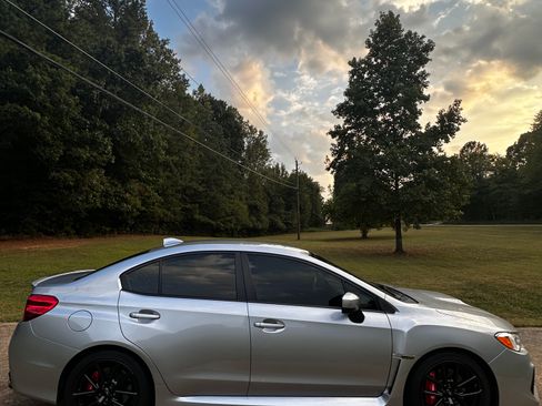 Used 2020 Subaru WRX Premium w/ Performance Package image 18