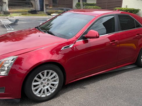 Used 2013 Cadillac CTS Luxury RWD image 1
