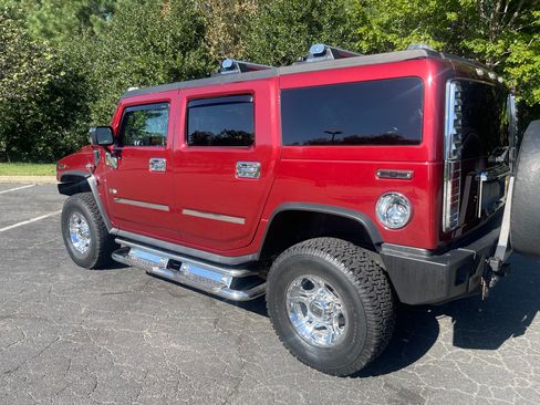 Used 2003 HUMMER H2 w/ Preferred Equipment Group image 9
