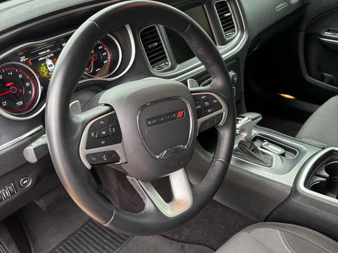 Used 2016 Dodge Charger R/T w/ Navigation & Travel Group image 12