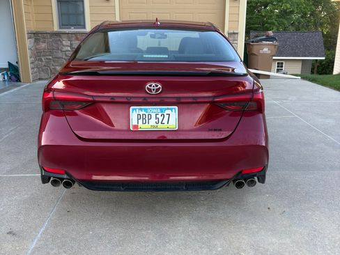 Used 2019 Toyota Avalon XSE w/ All Weather Liner Package FWD image 5