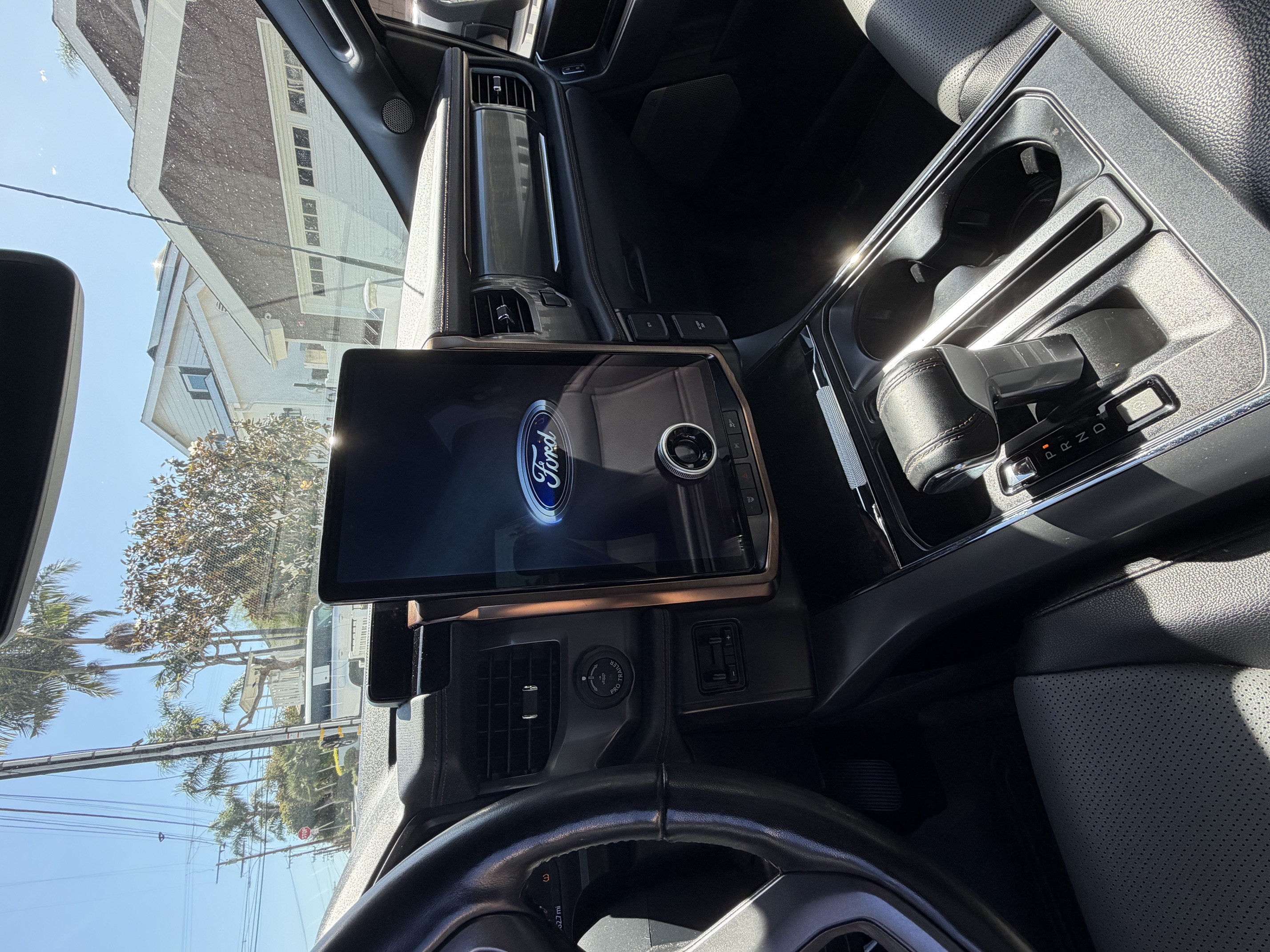 Used 2022 Ford F150 Lightning Lariat w/ Tow Technology Package AWD/4WD image 9