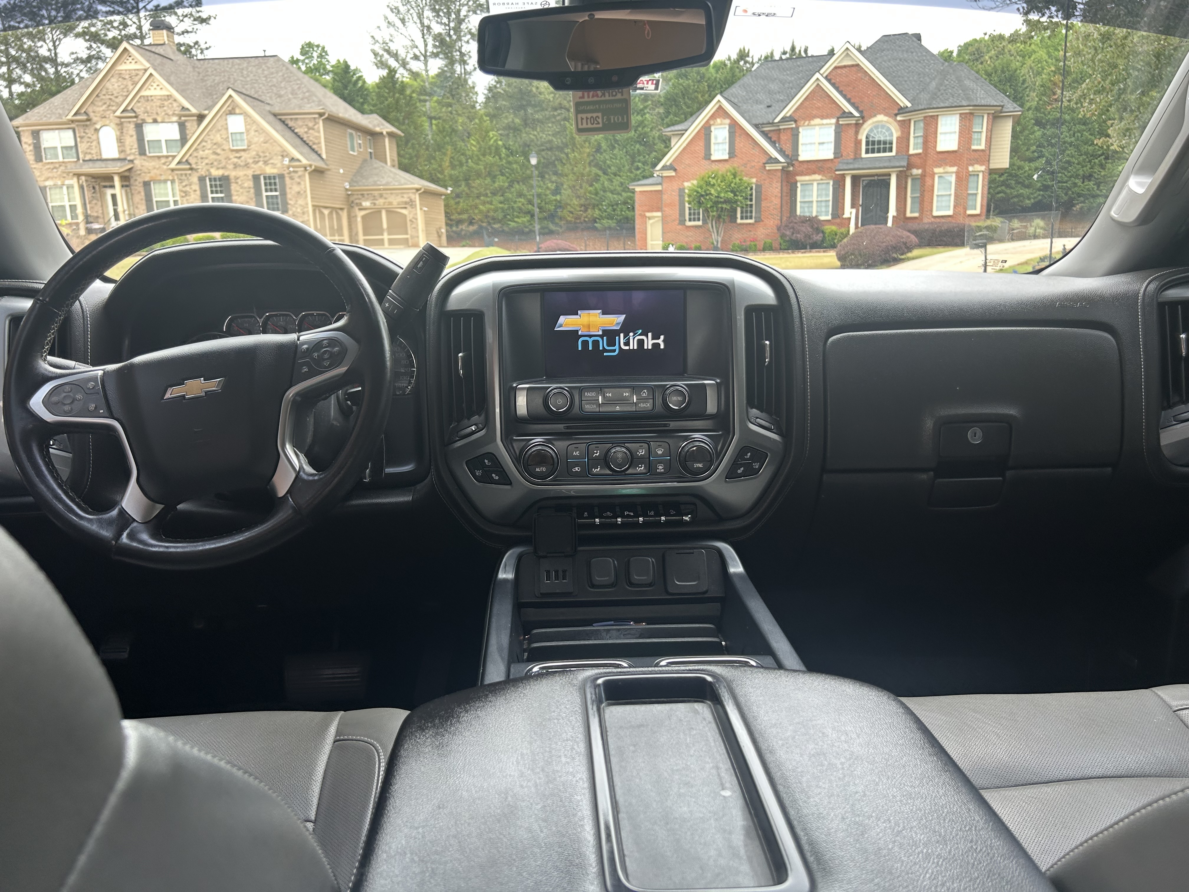 Used 2014 Chevrolet Silverado 1500 LTZ Z71 w/ LTZ Plus Package AWD/4WD image 2