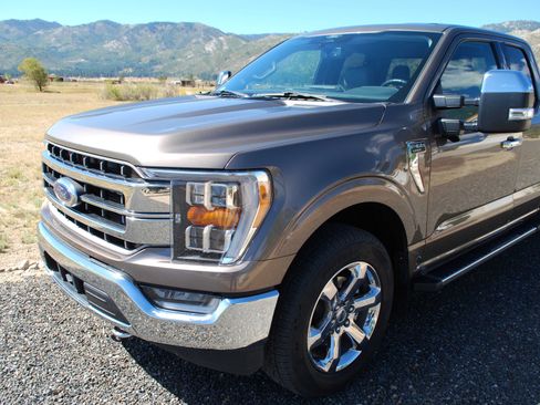 Used 2022 Ford F150 Lariat w/ Max Trailer Tow Package AWD/4WD image 2
