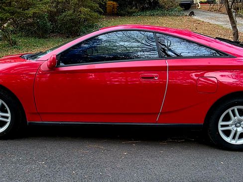 Used 2001 Toyota Celica GT image 2
