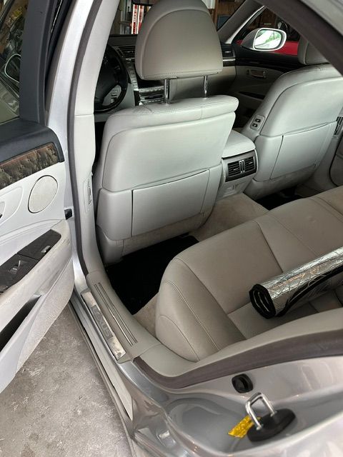 Used 2010 Lexus LS 460 RWD image 9