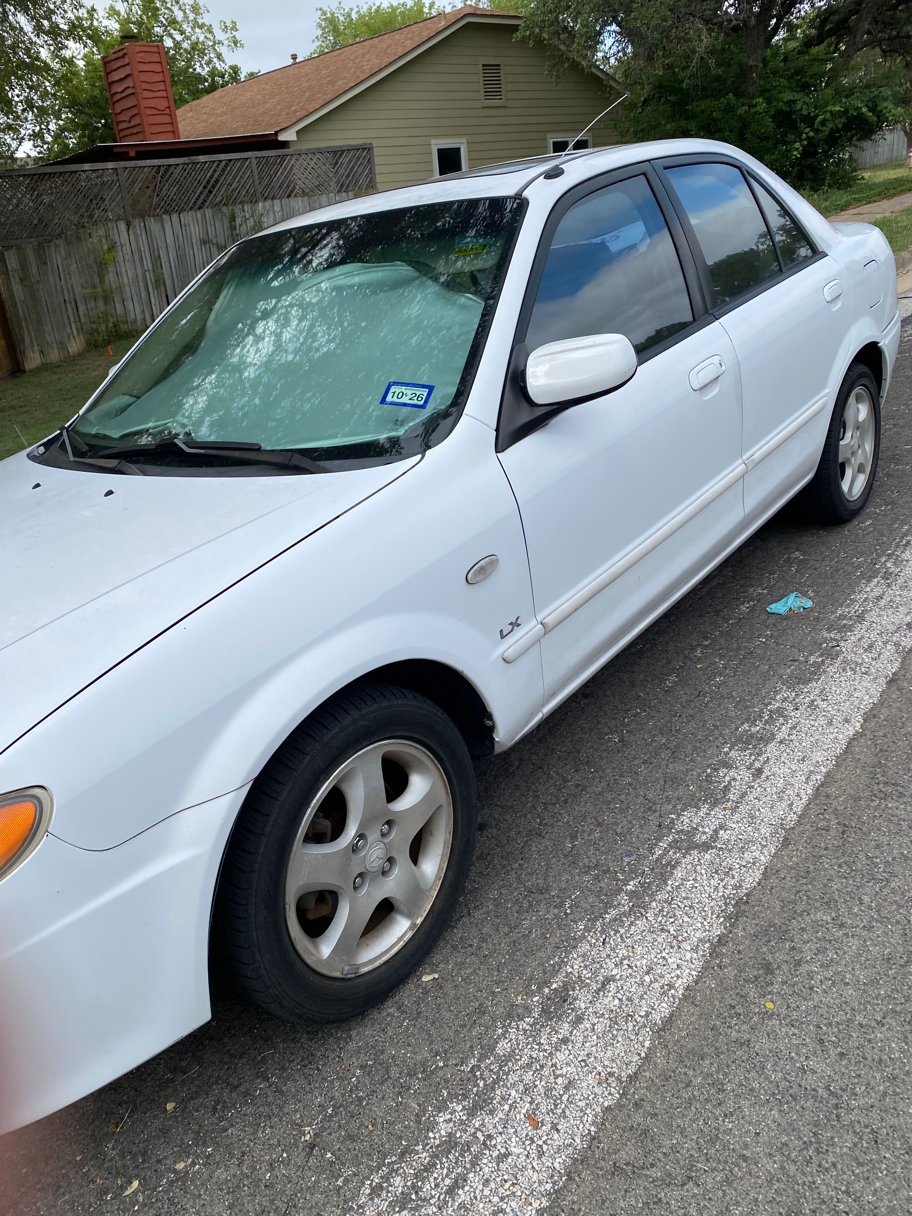 Used 2002 MAZDA Protege FWD image 4