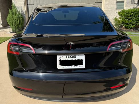 Used 2023 Tesla Model 3 Standard Range RWD image 4