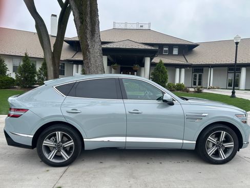 Used 2025 Genesis GV80 3.5T AWD/4WD image 6