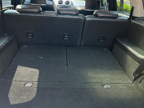 Used 2010 Mercedes-Benz GL 450 4MATIC image 5