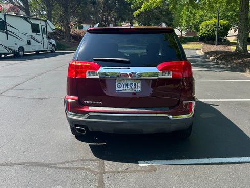 Used 2016 GMC Terrain SLE w/ Convenience Package FWD image 10