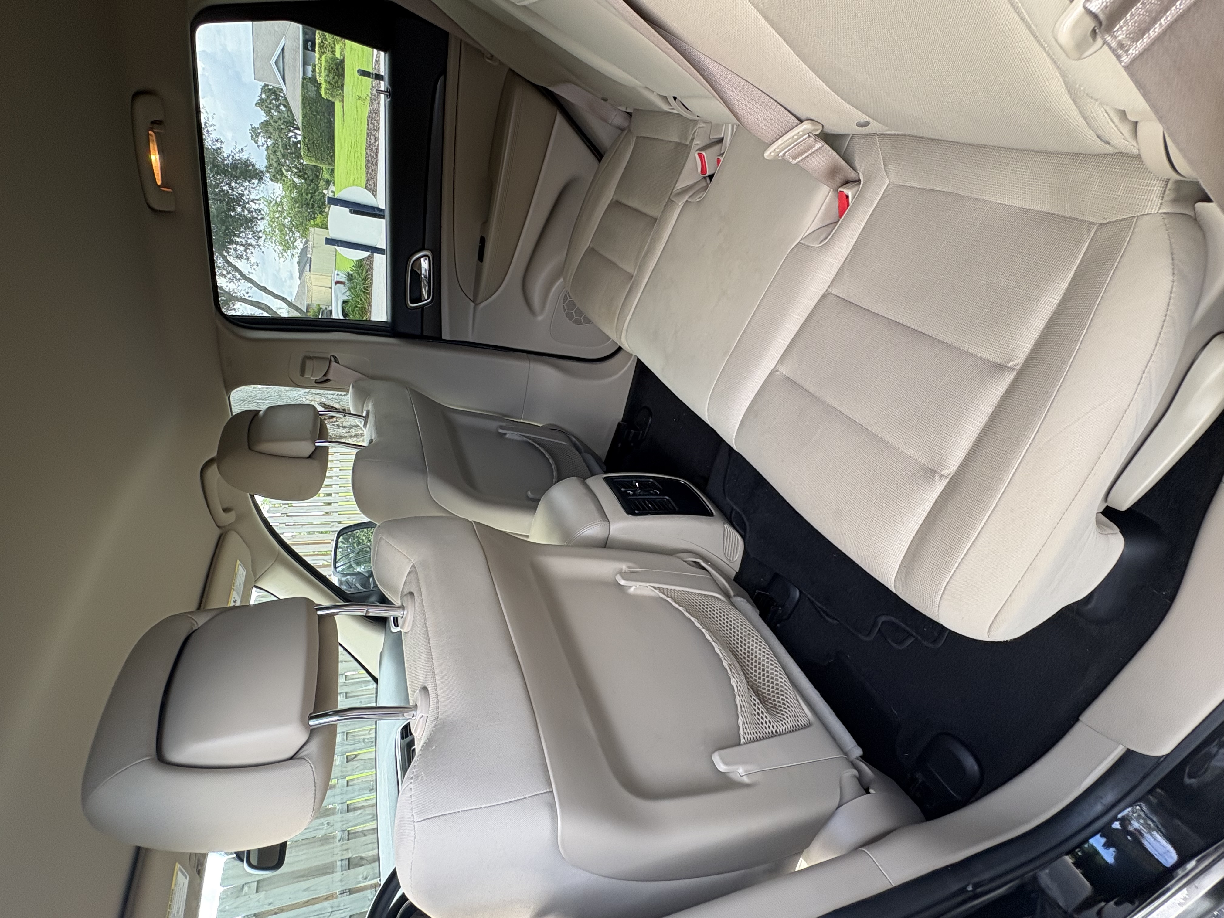 Used 2014 Jeep Grand Cherokee Laredo w/ Trailer Tow Group IV RWD image 29