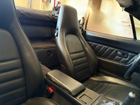 Used 1993 Porsche 968 Cabriolet RWD image 30