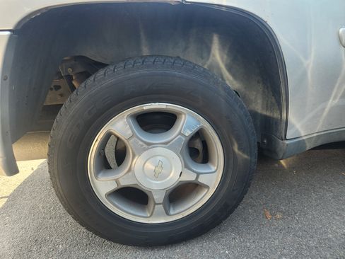 Used 2008 Chevrolet TrailBlazer Sport Utility 4D image 12