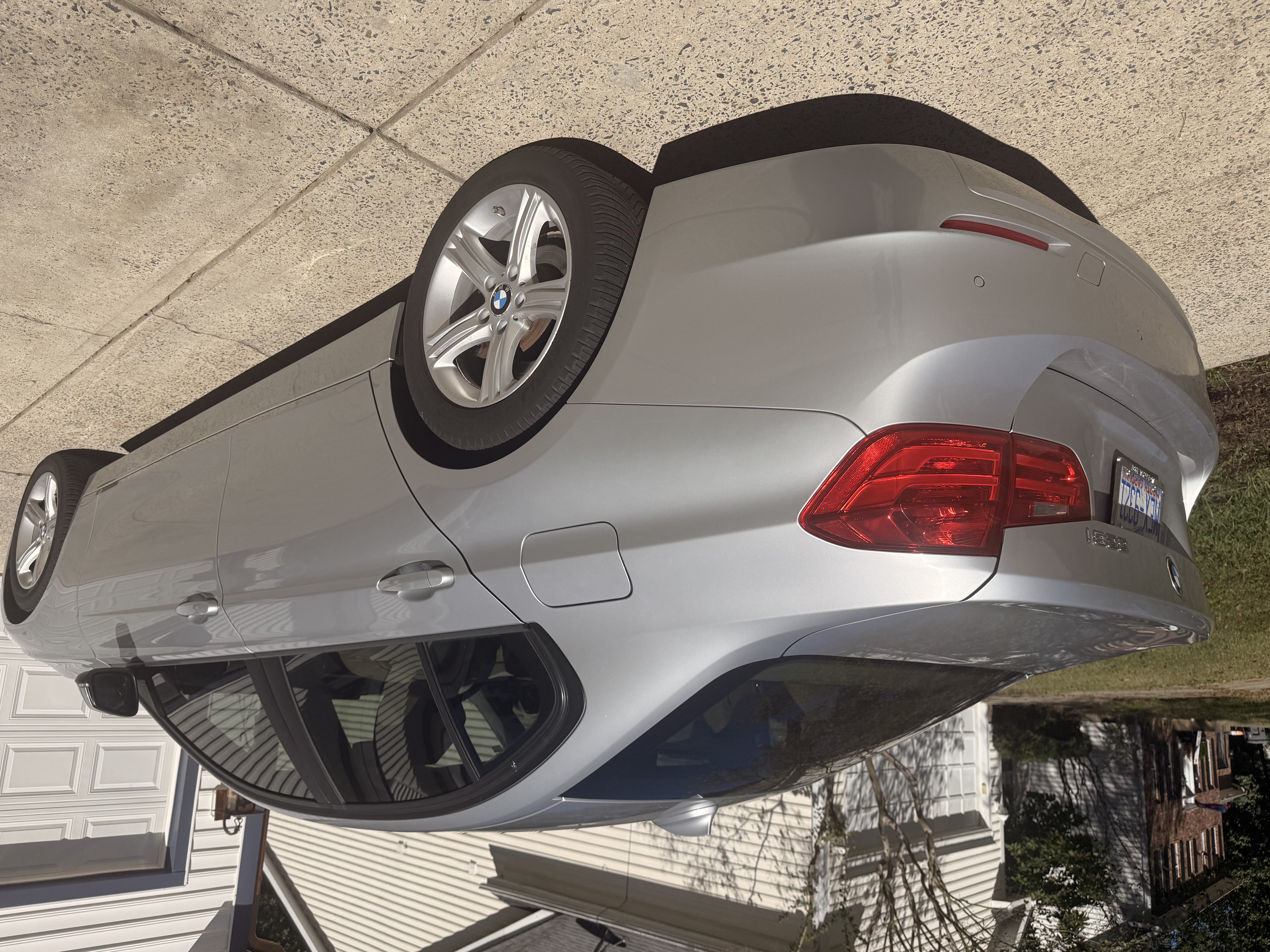 Used 2015 BMW 328i Sedan RWD image 4