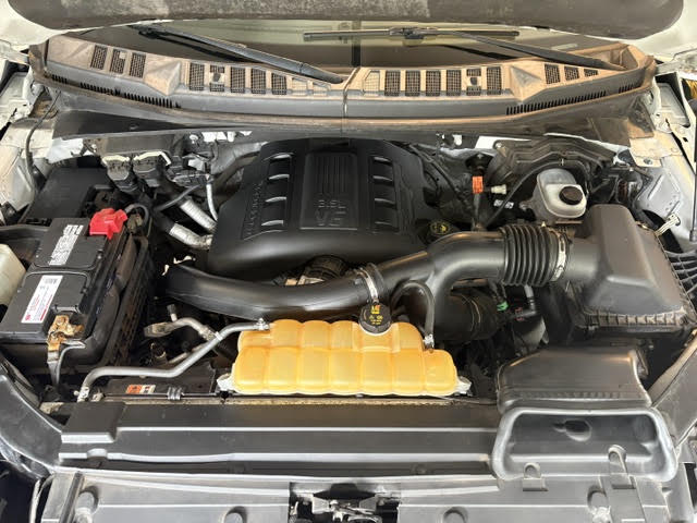 Used 2015 Ford F150 Lariat AWD/4WD image 14