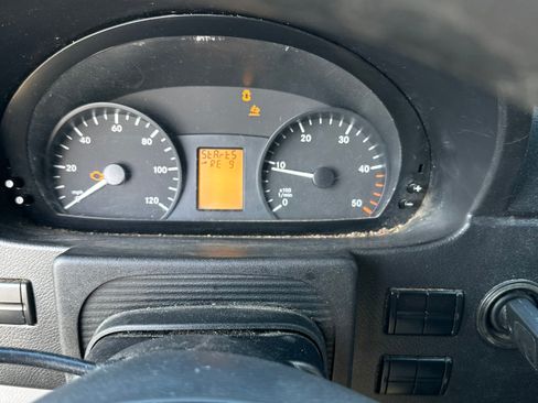 Used 2012 Mercedes-Benz Sprinter 2500 image 4