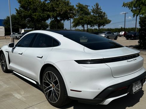 Used 2020 Porsche Taycan Turbo S AWD/4WD image 2