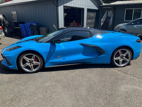 Used 2023 Chevrolet Corvette Stingray Premium Conv w/ Z51 Performance Package RWD image 32