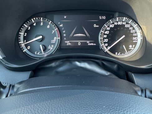 Used 2021 Toyota Highlander XLE image 22