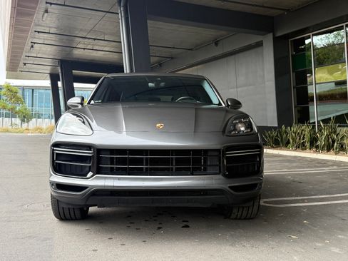 Used 2019 Porsche Cayenne Turbo AWD/4WD image 15