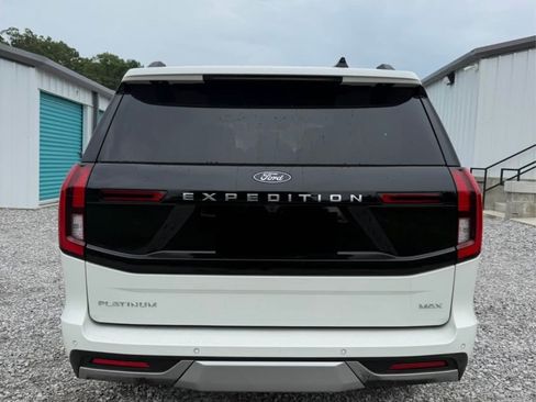 Used 2026 Ford Expedition Max Platinum w/ Platinum Ultimate Package AWD/4WD image 6