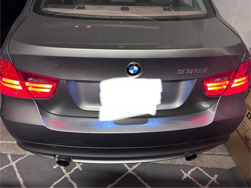 Used 2009 BMW 335i Sedan image 2