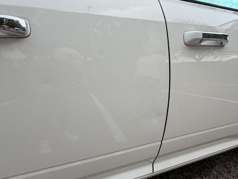Used 2016 RAM 1500 Classic SLT AWD/4WD image 13