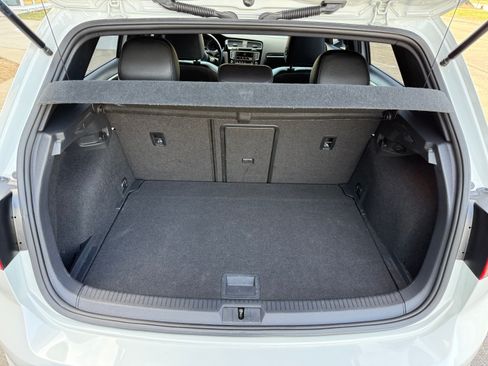 Used 2016 Volkswagen Golf R 4-Door AWD/4WD image 31