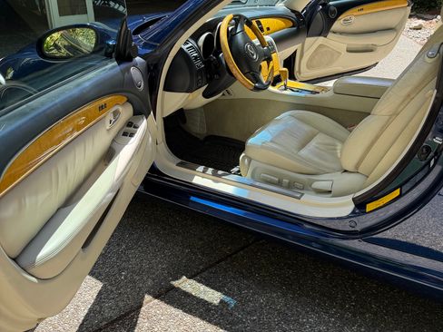 Used 2003 Lexus SC 430 Convertible RWD image 16