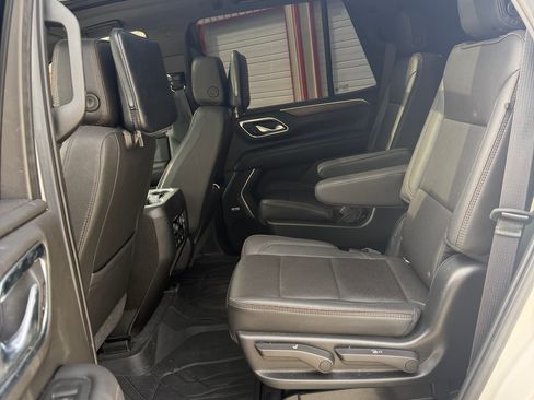 Used 2021 Chevrolet Tahoe High Country AWD/4WD image 8