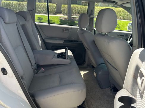 Used 2007 Toyota Highlander Sport AWD/4WD image 6