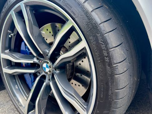 Used 2017 BMW X5 M AWD/4WD image 20